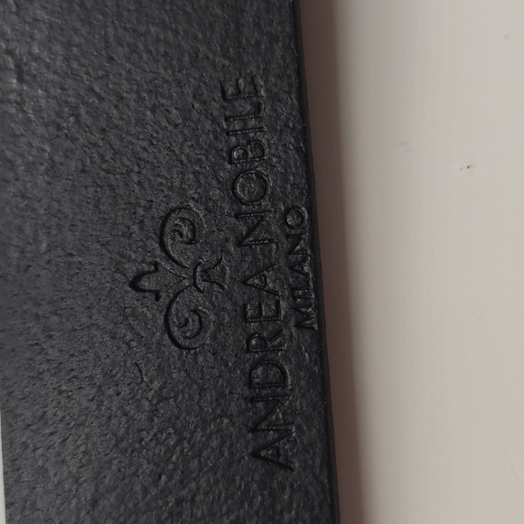 Black Leather Belt with Silver Peace Buckle - Picture 4 of 4